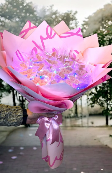 LED Işıklı Kelebek Buketi - Sevgililer Günü Özel